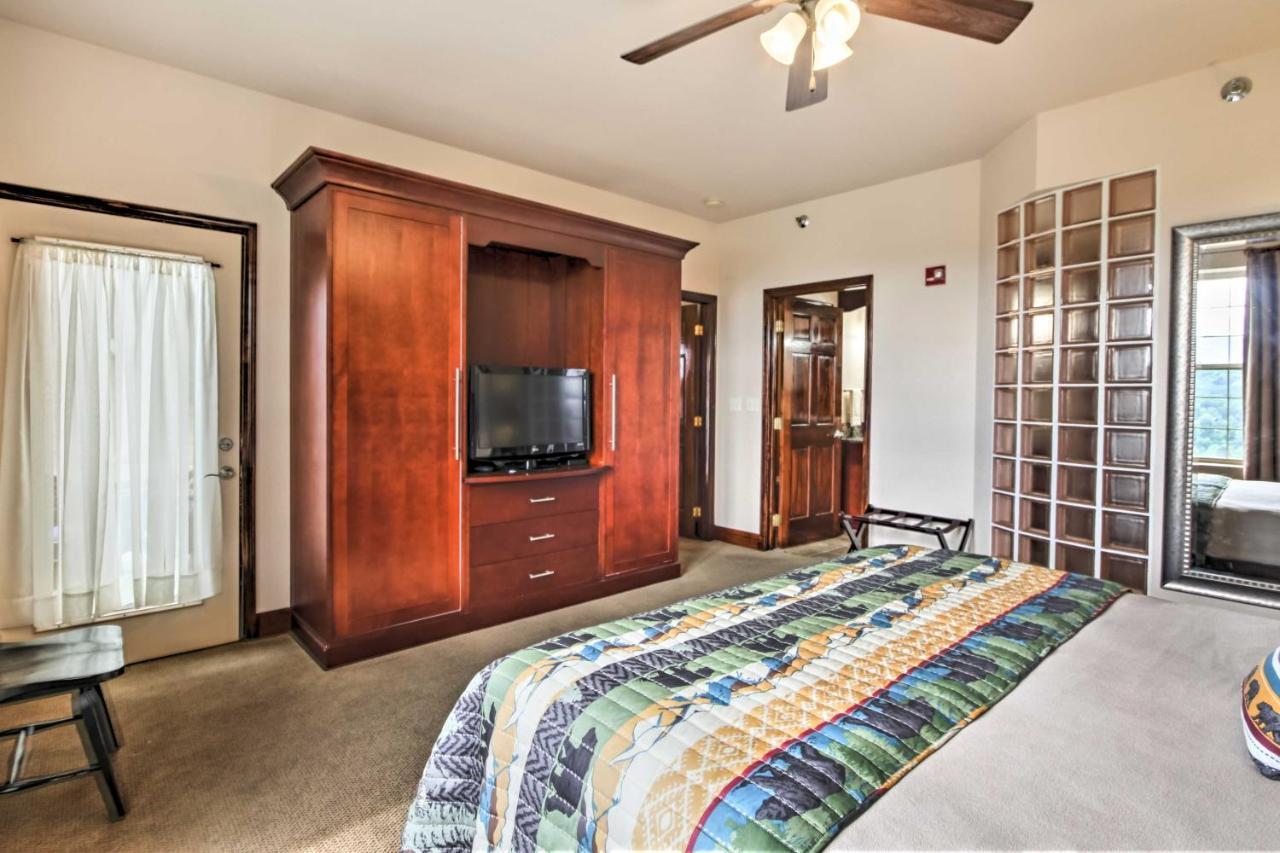 High Above It All Condo With Resort Amenity Access Pigeon Forge Extérieur photo